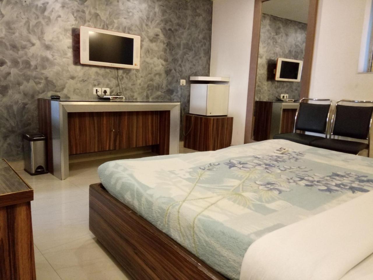 Hotel Victerrace Calcutta Extérieur photo