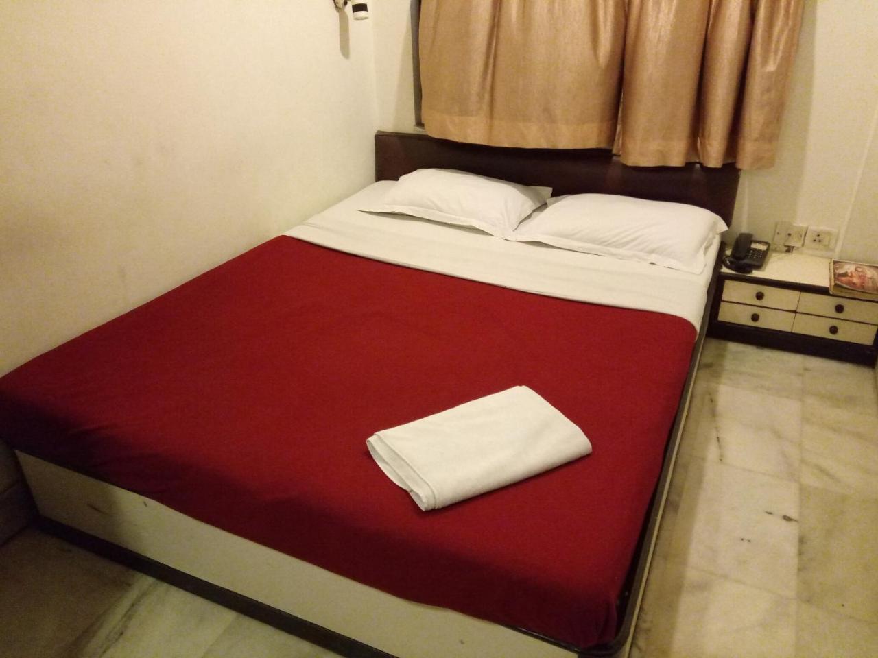 Hotel Victerrace Calcutta Extérieur photo